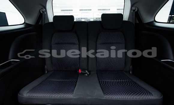 Buy Used Honda Mobilio White Car in Bangkok in Bangkok Buy Used Honda Mobilio White Car in Bangkok in Bangkok