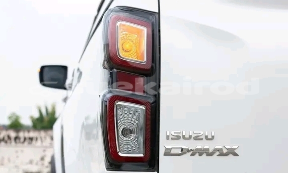 ซื้อ รถมือสอง Isuzu D-Max ขาว รถยนต์ ใน %{เมือง} ใน ชัยภูมิ