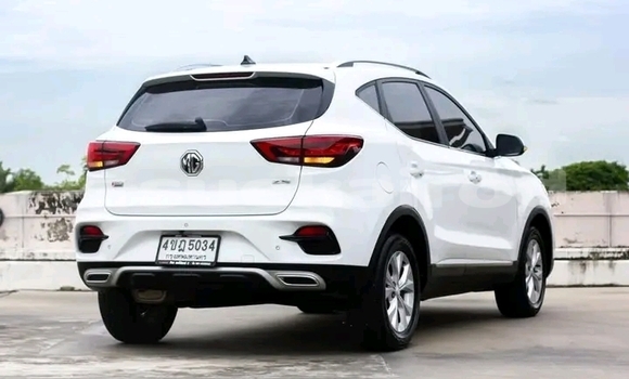 Buy Used MG Xpower SV White Car in Chai Nat in Chai Nat Buy Used MG Xpower SV White Car in Chai Nat in Chai Nat