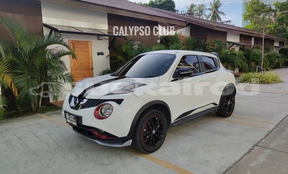 Buy Used Nissan Juke White Car in Bangkok in Bangkok