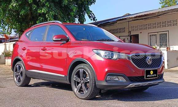 ซื้อ รถมือสอง MG ZS สีแดง รถยนต์ ใน %{เมือง} ใน กรุงเทพมหานคร
