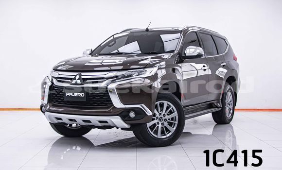 ซื้อ รถมือสอง Mitsubishi Pajero สีน้ำตาล รถยนต์ ใน %{เมือง} ใน กรุงเทพมหานคร