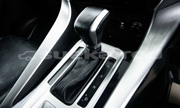 Buy Used Mitsubishi Pajero Brown Car in Bangkok in Bangkok Buy Used Mitsubishi Pajero Brown Car in Bangkok in Bangkok