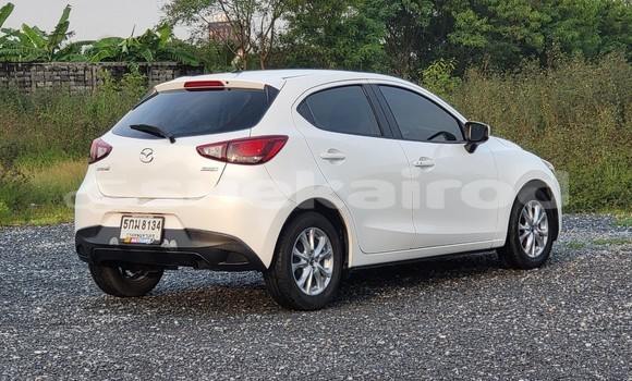 ซื้อ รถมือสอง Mazda 2 ขาว รถยนต์ ใน %{เมือง} ใน กรุงเทพมหานคร ซื้อ รถมือสอง Mazda 2 ขาว รถยนต์ ใน %{เมือง} ใน กรุงเทพมหานคร