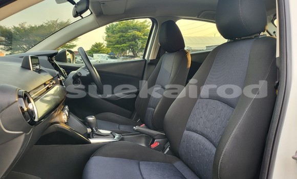 ซื้อ รถมือสอง Mazda 2 ขาว รถยนต์ ใน %{เมือง} ใน กรุงเทพมหานคร ซื้อ รถมือสอง Mazda 2 ขาว รถยนต์ ใน %{เมือง} ใน กรุงเทพมหานคร