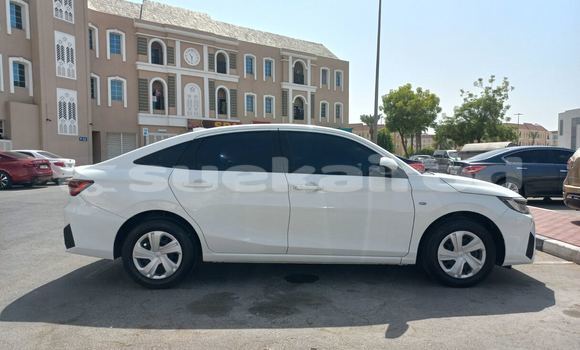 Buy Used Toyota Yaris White Car in Bangkok in Bangkok Buy Used Toyota Yaris White Car in Bangkok in Bangkok