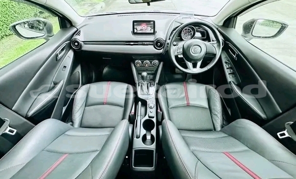 ซื้อ รถมือสอง Mazda 2 ขาว รถยนต์ ใน %{เมือง} ใน ชัยนาท ซื้อ รถมือสอง Mazda 2 ขาว รถยนต์ ใน %{เมือง} ใน ชัยนาท