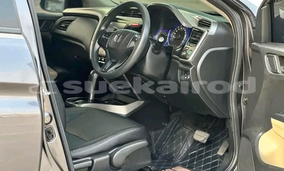 ซื้อ รถมือสอง Honda City สีดำ รถยนต์ ใน %{เมือง} ใน กรุงเทพมหานคร