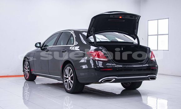 ซื้อ รถมือสอง Mercedes-Benz E-Classe สีดำ รถยนต์ ใน %{เมือง} ใน กรุงเทพมหานคร ซื้อ รถมือสอง Mercedes-Benz E-Classe สีดำ รถยนต์ ใน %{เมือง} ใน กรุงเทพมหานคร