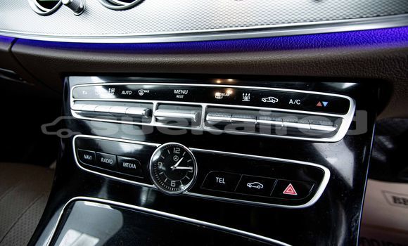 ซื้อ รถมือสอง Mercedes-Benz E-Classe สีดำ รถยนต์ ใน %{เมือง} ใน กรุงเทพมหานคร ซื้อ รถมือสอง Mercedes-Benz E-Classe สีดำ รถยนต์ ใน %{เมือง} ใน กรุงเทพมหานคร