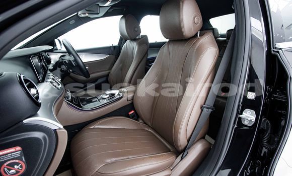 ซื้อ รถมือสอง Mercedes-Benz E-Classe สีดำ รถยนต์ ใน %{เมือง} ใน กรุงเทพมหานคร ซื้อ รถมือสอง Mercedes-Benz E-Classe สีดำ รถยนต์ ใน %{เมือง} ใน กรุงเทพมหานคร