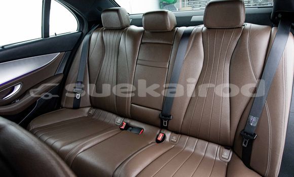 ซื้อ รถมือสอง Mercedes-Benz E-Classe สีดำ รถยนต์ ใน %{เมือง} ใน กรุงเทพมหานคร ซื้อ รถมือสอง Mercedes-Benz E-Classe สีดำ รถยนต์ ใน %{เมือง} ใน กรุงเทพมหานคร