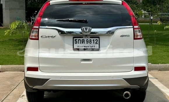 ซื้อ รถมือสอง Honda CR-V ขาว รถยนต์ ใน %{เมือง} ใน เลย ซื้อ รถมือสอง Honda CR-V ขาว รถยนต์ ใน %{เมือง} ใน เลย