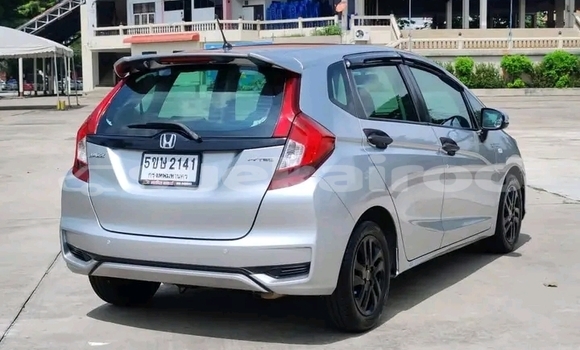 ซื้อ รถมือสอง Honda Jazz อื่น ๆ รถยนต์ ใน %{เมือง} ใน จันทบุรี ซื้อ รถมือสอง Honda Jazz อื่น ๆ รถยนต์ ใน %{เมือง} ใน จันทบุรี