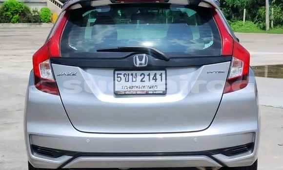 ซื้อ รถมือสอง Honda Jazz อื่น ๆ รถยนต์ ใน %{เมือง} ใน จันทบุรี ซื้อ รถมือสอง Honda Jazz อื่น ๆ รถยนต์ ใน %{เมือง} ใน จันทบุรี