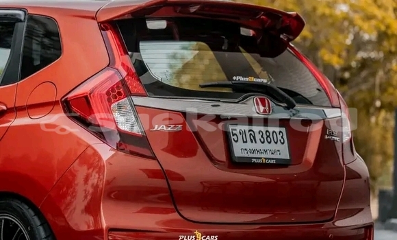 ซื้อ รถมือสอง Honda Jazz สีแดง รถยนต์ ใน %{เมือง} ใน กาญจนบุรี ซื้อ รถมือสอง Honda Jazz สีแดง รถยนต์ ใน %{เมือง} ใน กาญจนบุรี