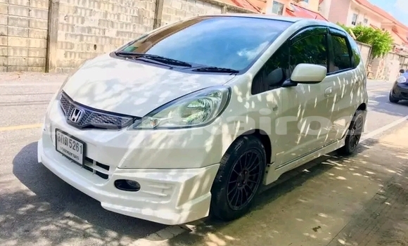 ซื้อ รถมือสอง Honda Jazz ขาว รถยนต์ ใน %{เมือง} ใน มหาสารคาม ซื้อ รถมือสอง Honda Jazz ขาว รถยนต์ ใน %{เมือง} ใน มหาสารคาม