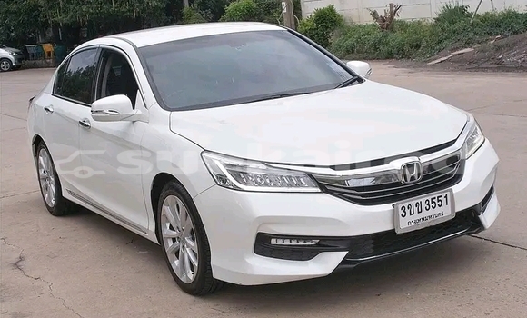 ซื้อ รถมือสอง Honda Accord ขาว รถยนต์ ใน %{เมือง} ใน ลำพูน ซื้อ รถมือสอง Honda Accord ขาว รถยนต์ ใน %{เมือง} ใน ลำพูน