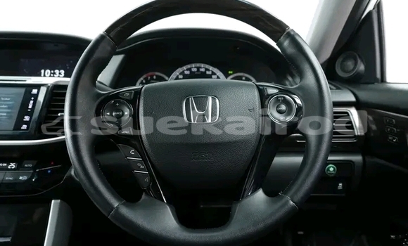 ซื้อ รถมือสอง Honda Accord ขาว รถยนต์ ใน %{เมือง} ใน ชัยนาท