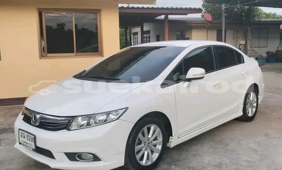 ซื้อ รถมือสอง Honda Civic ขาว รถยนต์ ใน %{เมือง} ใน ชัยนาท ซื้อ รถมือสอง Honda Civic ขาว รถยนต์ ใน %{เมือง} ใน ชัยนาท