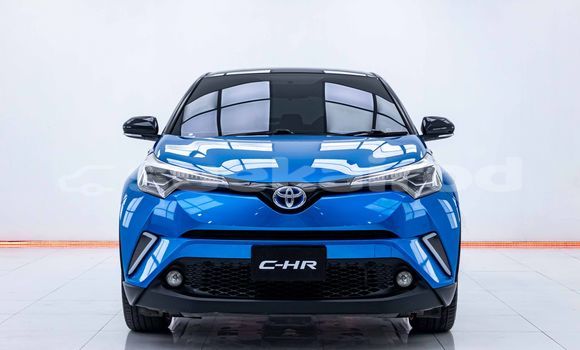 ซื้อ รถมือสอง Toyota C-HR สีน้ำเงิน รถยนต์ ใน %{เมือง} ใน กรุงเทพมหานคร ซื้อ รถมือสอง Toyota C-HR สีน้ำเงิน รถยนต์ ใน %{เมือง} ใน กรุงเทพมหานคร