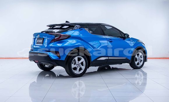 ซื้อ รถมือสอง Toyota C-HR สีน้ำเงิน รถยนต์ ใน %{เมือง} ใน กรุงเทพมหานคร ซื้อ รถมือสอง Toyota C-HR สีน้ำเงิน รถยนต์ ใน %{เมือง} ใน กรุงเทพมหานคร