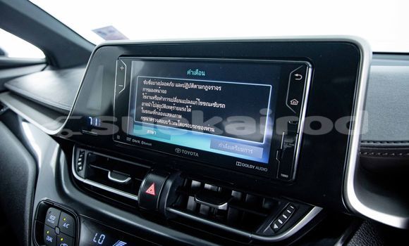 ซื้อ รถมือสอง Toyota C-HR สีน้ำเงิน รถยนต์ ใน %{เมือง} ใน กรุงเทพมหานคร ซื้อ รถมือสอง Toyota C-HR สีน้ำเงิน รถยนต์ ใน %{เมือง} ใน กรุงเทพมหานคร