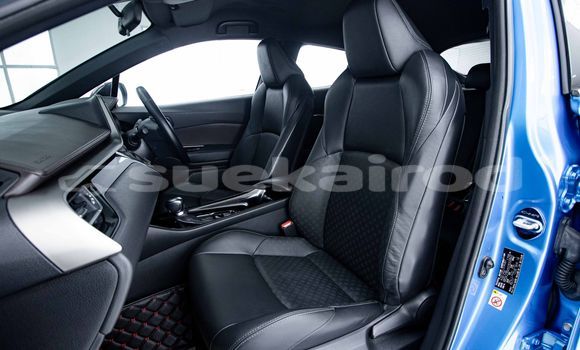 ซื้อ รถมือสอง Toyota C-HR สีน้ำเงิน รถยนต์ ใน %{เมือง} ใน กรุงเทพมหานคร ซื้อ รถมือสอง Toyota C-HR สีน้ำเงิน รถยนต์ ใน %{เมือง} ใน กรุงเทพมหานคร