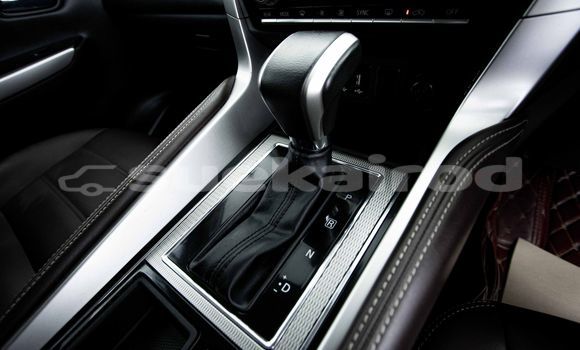 Buy Used Mitsubishi Pajero White Car in Bangkok in Bangkok Buy Used Mitsubishi Pajero White Car in Bangkok in Bangkok