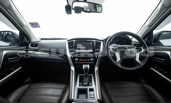 Buy Used Mitsubishi Pajero White Car in Bangkok in Bangkok Buy Used Mitsubishi Pajero White Car in Bangkok in Bangkok