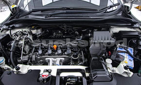 Buy Used Honda HR-V White Car in Bangkok in Bangkok Buy Used Honda HR-V White Car in Bangkok in Bangkok