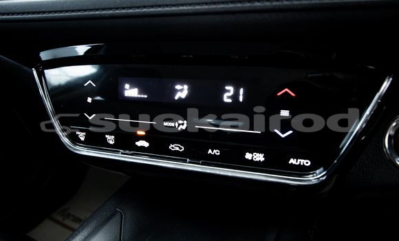 Buy Used Honda HR-V White Car in Bangkok in Bangkok Buy Used Honda HR-V White Car in Bangkok in Bangkok