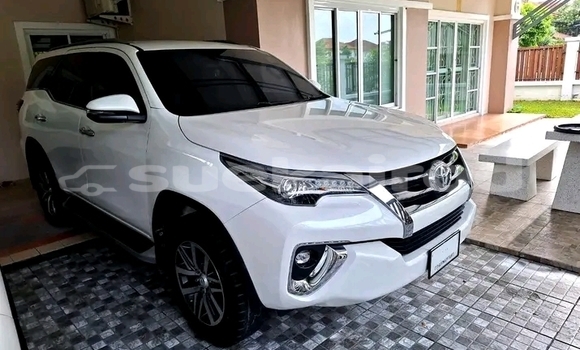 ซื้อ รถมือสอง Toyota Fortuner ขาว รถยนต์ ใน %{เมือง} ใน ชัยนาท ซื้อ รถมือสอง Toyota Fortuner ขาว รถยนต์ ใน %{เมือง} ใน ชัยนาท
