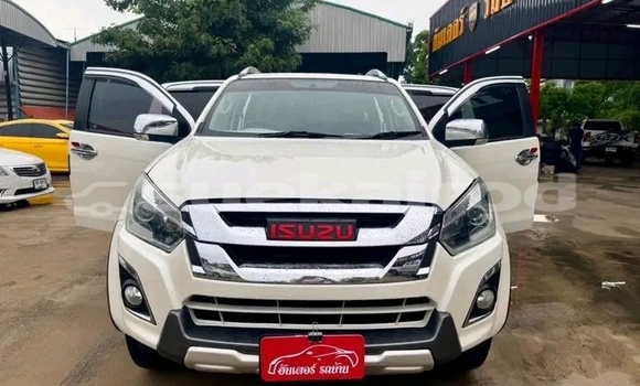 ซื้อ รถมือสอง Isuzu D–MAX ขาว รถยนต์ ใน %{เมือง} ใน ฉะเชิงเทรา ซื้อ รถมือสอง Isuzu D–MAX ขาว รถยนต์ ใน %{เมือง} ใน ฉะเชิงเทรา
