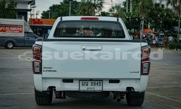 Buy Used Isuzu D-Max White Car in Chai Nat in Chai Nat