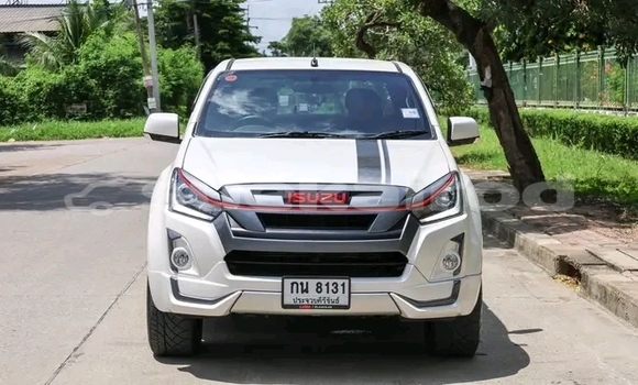 Buy Used Isuzu D–MAX White Car in Chai Nat in Chai Nat Buy Used Isuzu D–MAX White Car in Chai Nat in Chai Nat