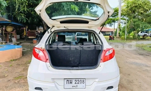 Buy Used Mazda 2 White Car in Kamphaeng Phet in Kamphaeng Phet Buy Used Mazda 2 White Car in Kamphaeng Phet in Kamphaeng Phet
