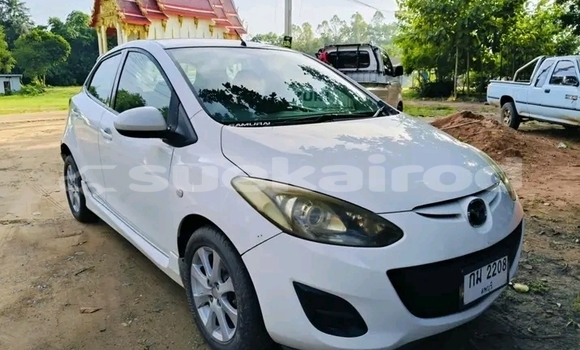 Buy Used Mazda 2 White Car in Kamphaeng Phet in Kamphaeng Phet Buy Used Mazda 2 White Car in Kamphaeng Phet in Kamphaeng Phet