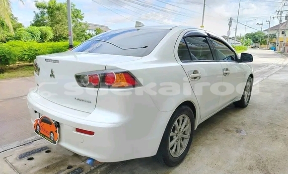 Buy Used Mitsubishi Lancer White Car in Buogkan in Buogkan Buy Used Mitsubishi Lancer White Car in Buogkan in Buogkan