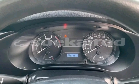 Buy Used Toyota REVO CAB Z-EDITION White Car in Chachoengsao in Chachoengsao