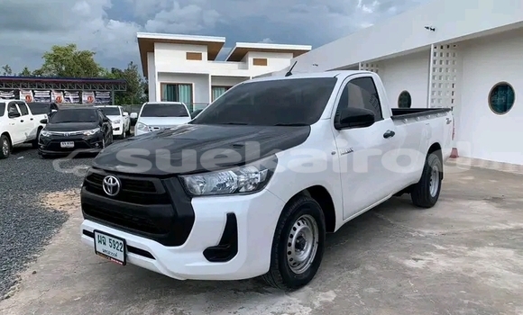 Buy Used Toyota REVO CAB Z-EDITION White Car in Chachoengsao in Chachoengsao Buy Used Toyota REVO CAB Z-EDITION White Car in Chachoengsao in Chachoengsao