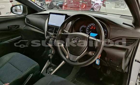 ซื้อ รถมือสอง Toyota Yaris ขาว รถยนต์ ใน %{เมือง} ใน กรุงเทพมหานคร ซื้อ รถมือสอง Toyota Yaris ขาว รถยนต์ ใน %{เมือง} ใน กรุงเทพมหานคร