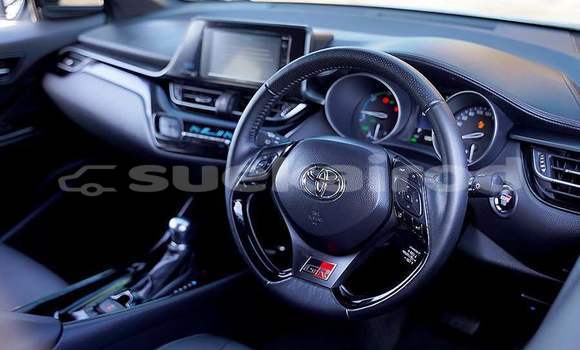 ซื้อ รถมือสอง Toyota C-HR ขาว รถยนต์ ใน %{เมือง} ใน กรุงเทพมหานคร ซื้อ รถมือสอง Toyota C-HR ขาว รถยนต์ ใน %{เมือง} ใน กรุงเทพมหานคร