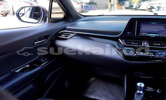 ซื้อ รถมือสอง Toyota C-HR ขาว รถยนต์ ใน %{เมือง} ใน กรุงเทพมหานคร ซื้อ รถมือสอง Toyota C-HR ขาว รถยนต์ ใน %{เมือง} ใน กรุงเทพมหานคร