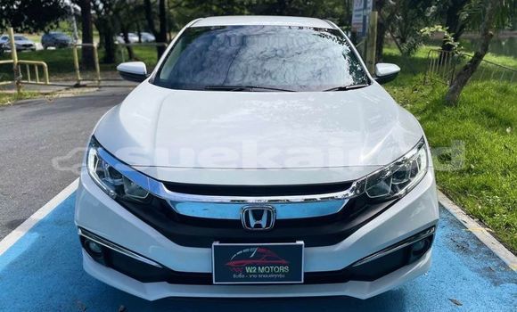 Buy Used Honda Civic White Car in Bangkok in Bangkok