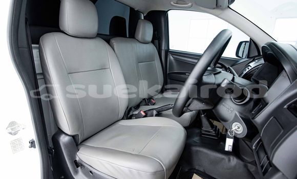 ซื้อ รถมือสอง Isuzu D-Max ขาว รถยนต์ ใน %{เมือง} ใน กรุงเทพมหานคร ซื้อ รถมือสอง Isuzu D-Max ขาว รถยนต์ ใน %{เมือง} ใน กรุงเทพมหานคร
