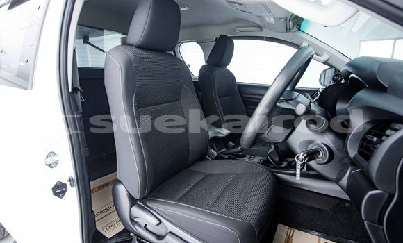 ซื้อ รถมือสอง Toyota Hiluxe Revo ขาว รถยนต์ ใน %{เมือง} ใน กรุงเทพมหานคร ซื้อ รถมือสอง Toyota Hiluxe Revo ขาว รถยนต์ ใน %{เมือง} ใน กรุงเทพมหานคร