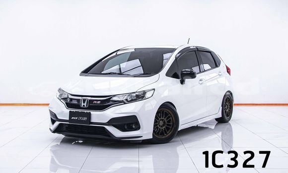 Buy Used Honda Jazz White Car in Bangkok in Bangkok