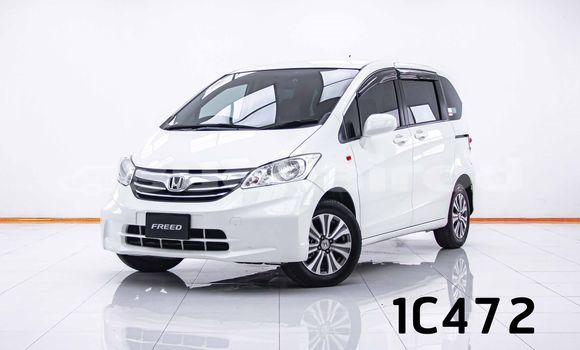 ซื้อ รถมือสอง Honda Freed ขาว รถยนต์ ใน %{เมือง} ใน กรุงเทพมหานคร
