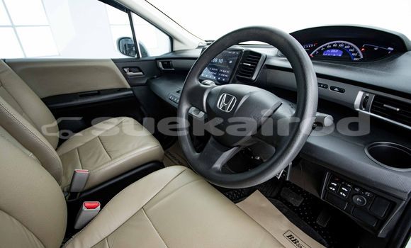 Buy Used Honda Freed White Car in Bangkok in Bangkok Buy Used Honda Freed White Car in Bangkok in Bangkok